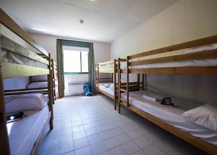 Vandrarhem Monte Do Gozo *