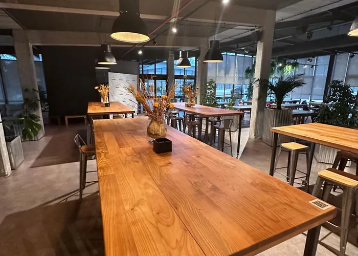 ホステル Monte Do Gozo *